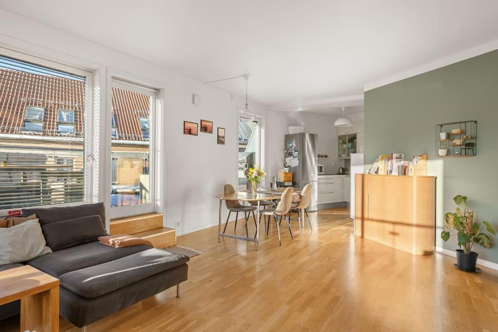 Dinbnb I Panoramic Rooftop I 700m To Station * Oslo