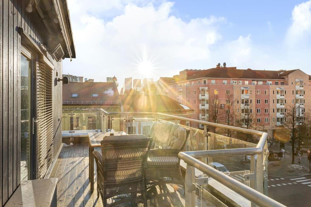 Dinbnb I Panoramic Rooftop I 700m To Station Lejlighed *